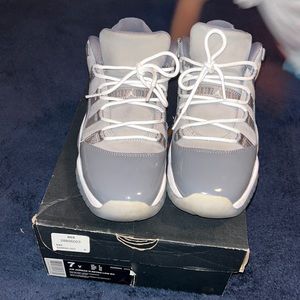 Jordan 11 low cement